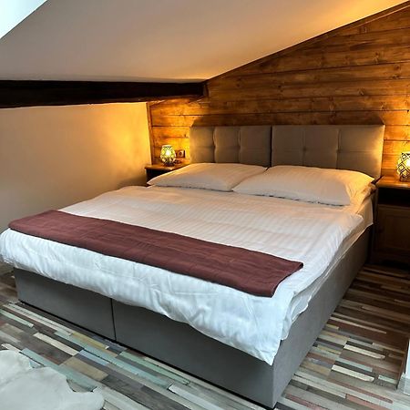 Apartamento Studia Maxim Frýdek-Místek Exterior foto