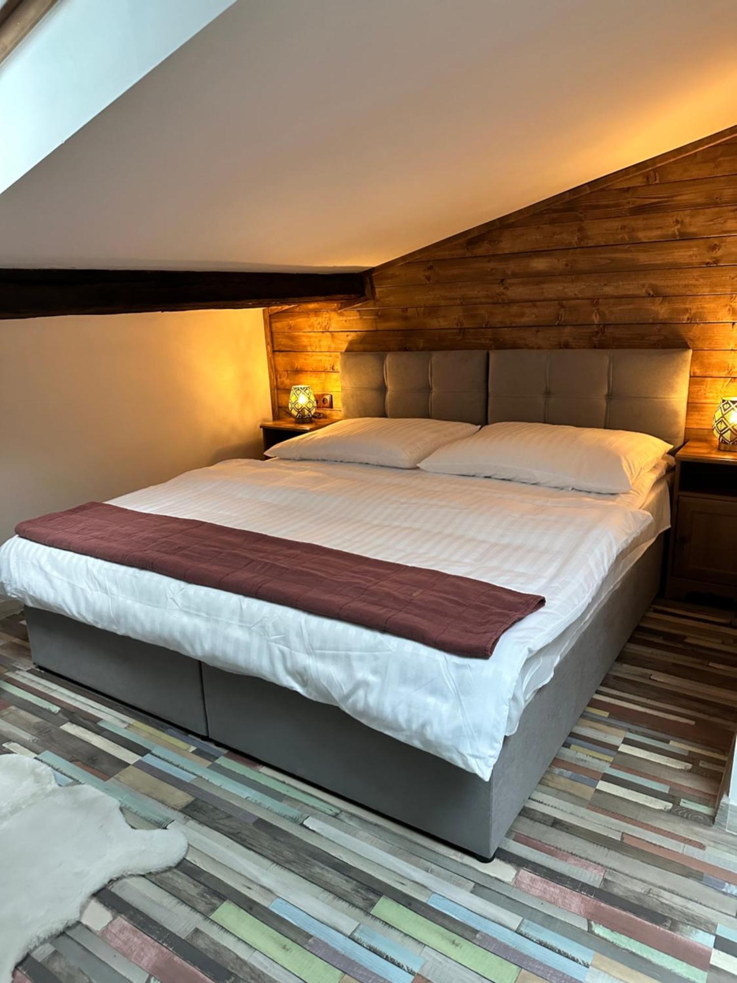 Apartamento Studia Maxim Frýdek-Místek Exterior foto